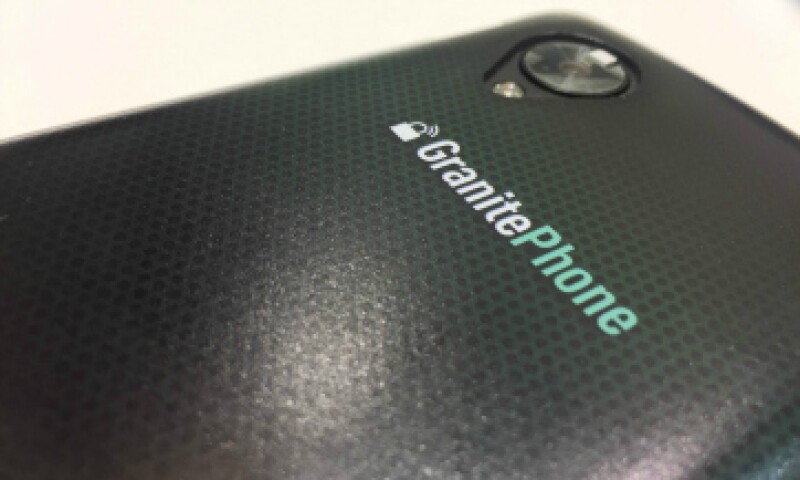 El Granitephone estará disponible en junio en México, dicen sus fabricantes. (Foto: Francisco Rubio)