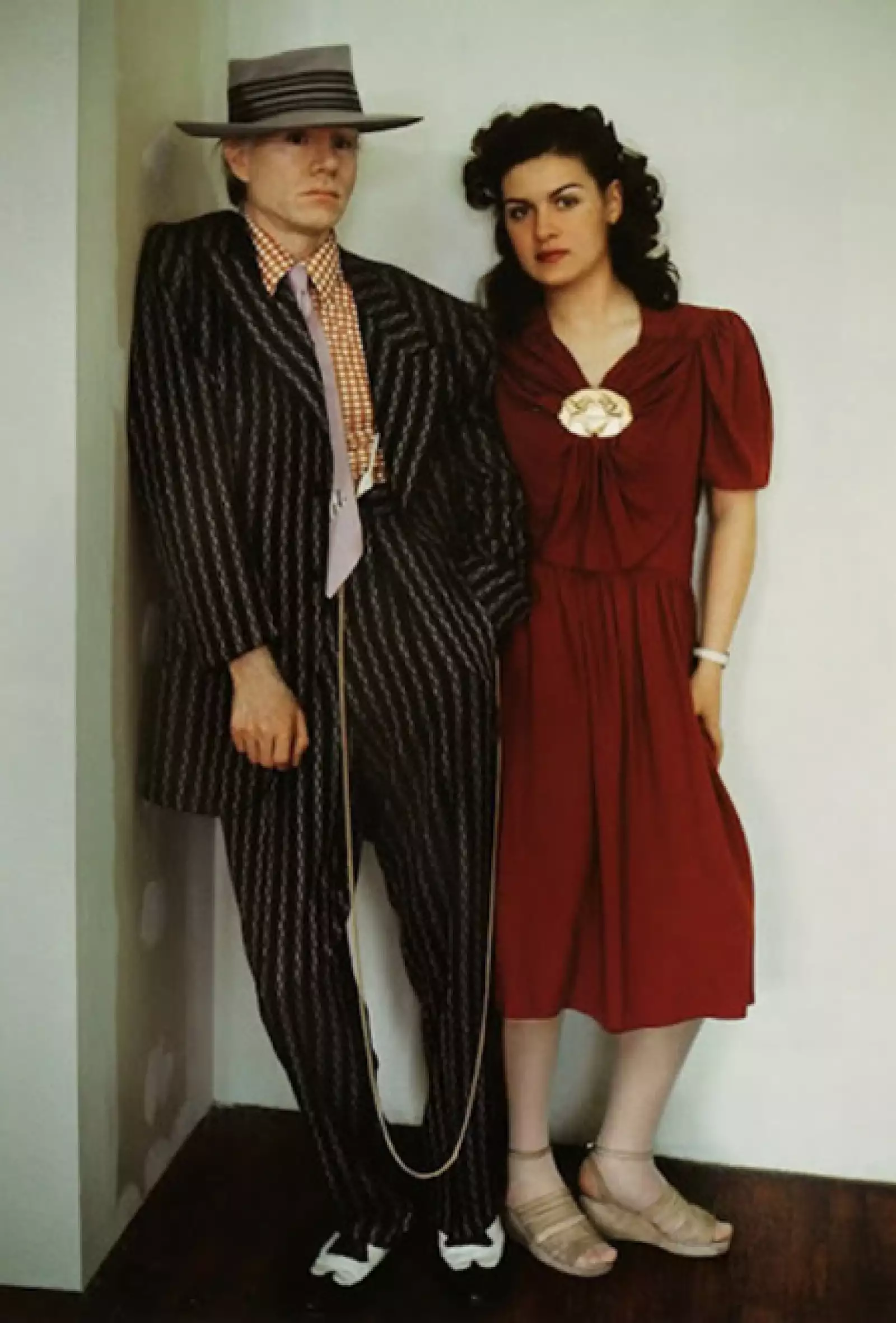 En los años 60 y 70 Andy Warhol fue considerado como uno de los dandys de la escena neoyorquina. Aquí con la diseñadora Paloma Picasso.