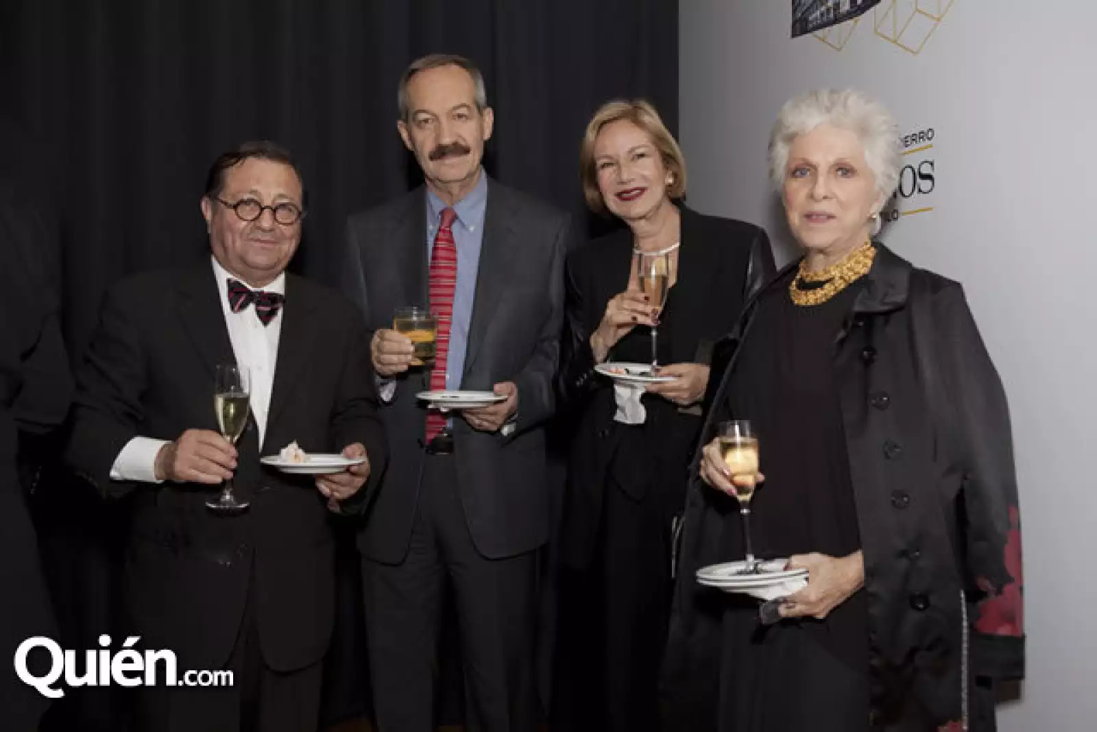 Félix Sánchez, Enrique Golbard, Guadalupe Loaeza y Anna Fosini