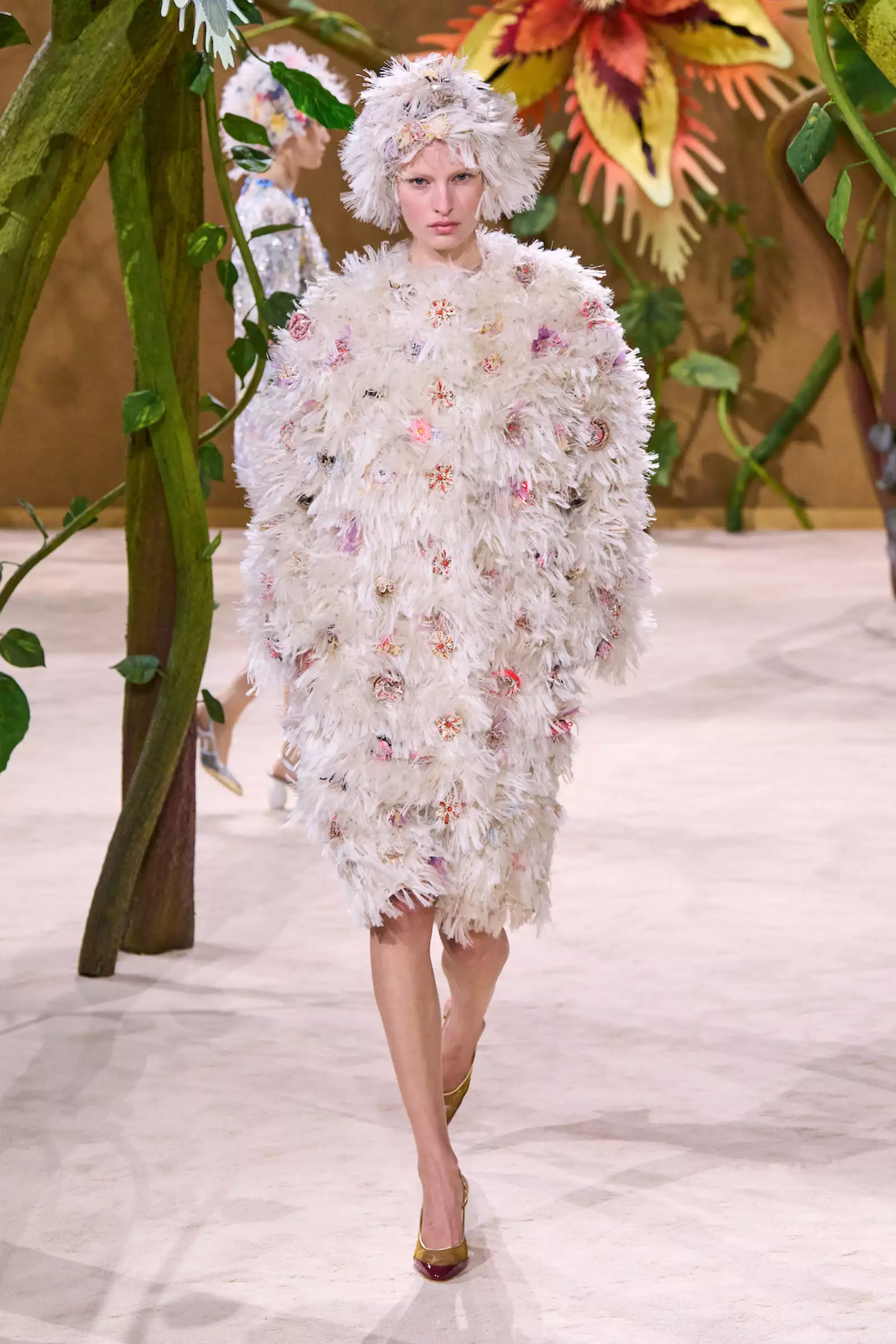 Chanel HC F26 034.jpg