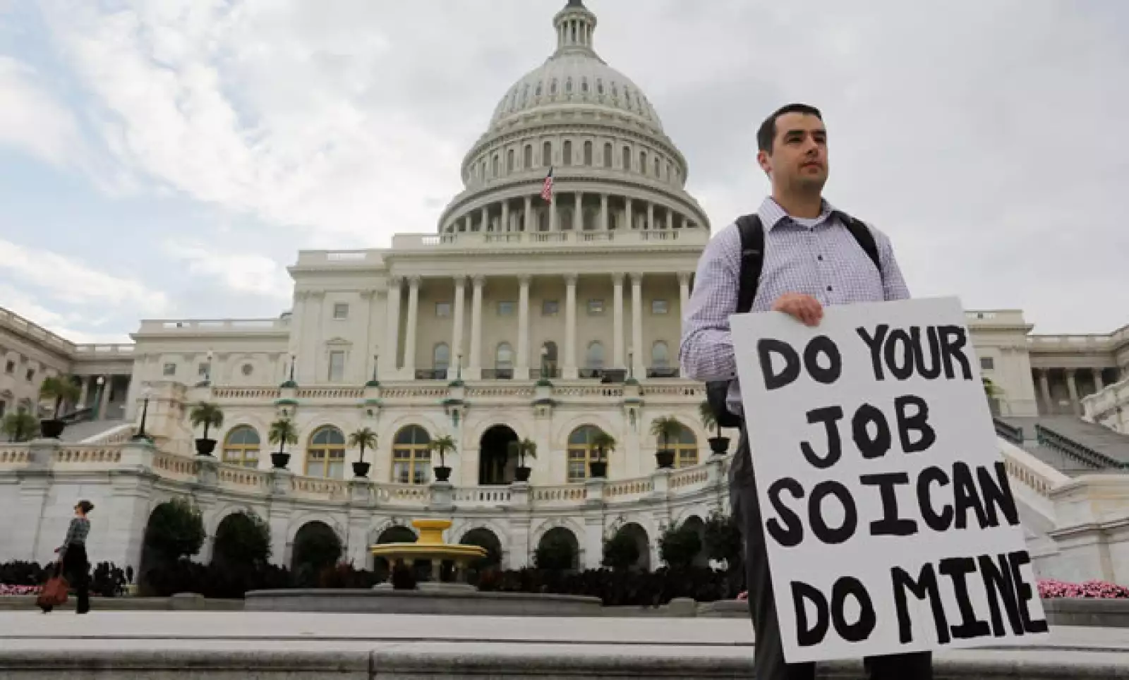 La paralización de la administración era "completamente evitable" según el presidente Barack Obama, quien dijo a los empleados del Gobierno que intentaría convencer al Congreso de que vuelva a sesionar lo antes posible.