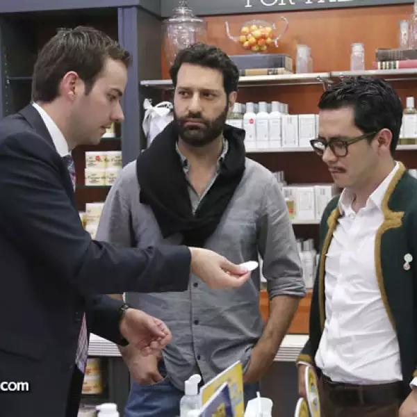 Mauricio Padilla,Guillermo Scaip,Manolo Caro