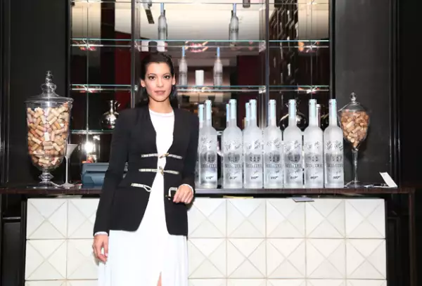 Stephanie Sigman estrenó este año la película Alicia en el país de María.