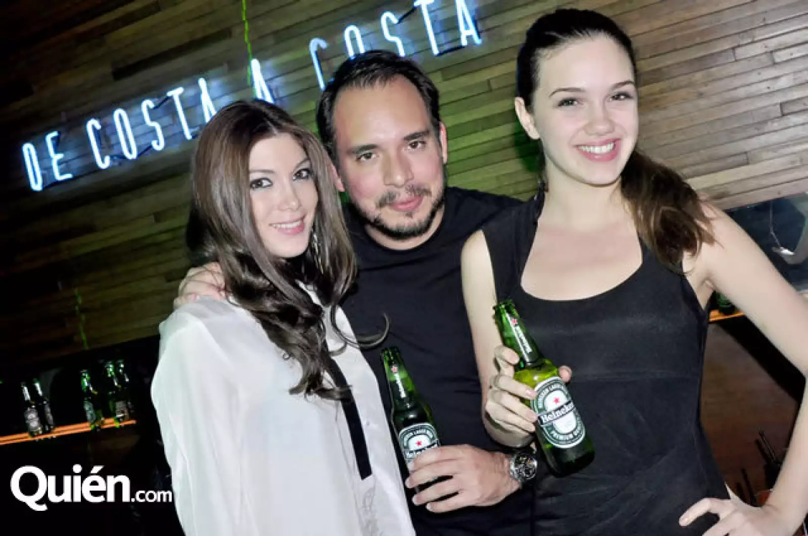 Stefanía Peterson,Dany Osuna y Florence Halifax