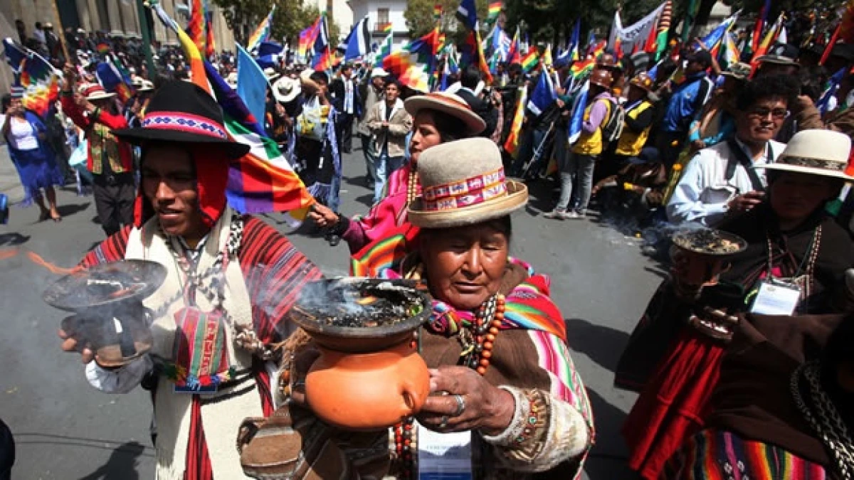 indigenas bolivianos