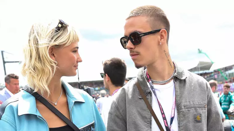 Romeo Beckham y Mia Regan son la it couple de la Gen Z.