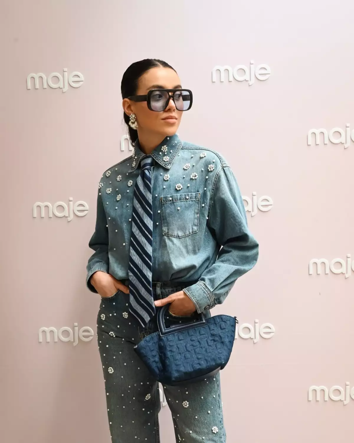 corbata statement.jpg