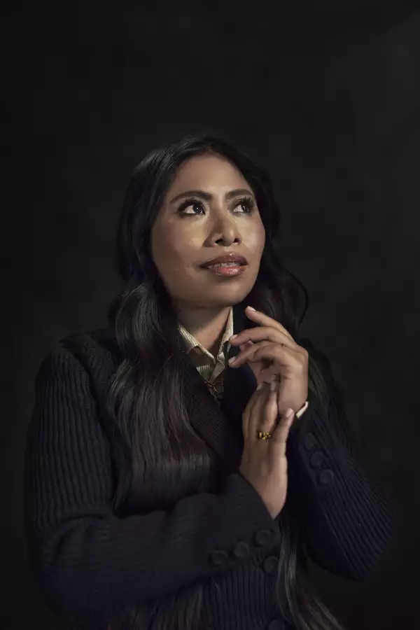 Yalitza Aparicio Dior