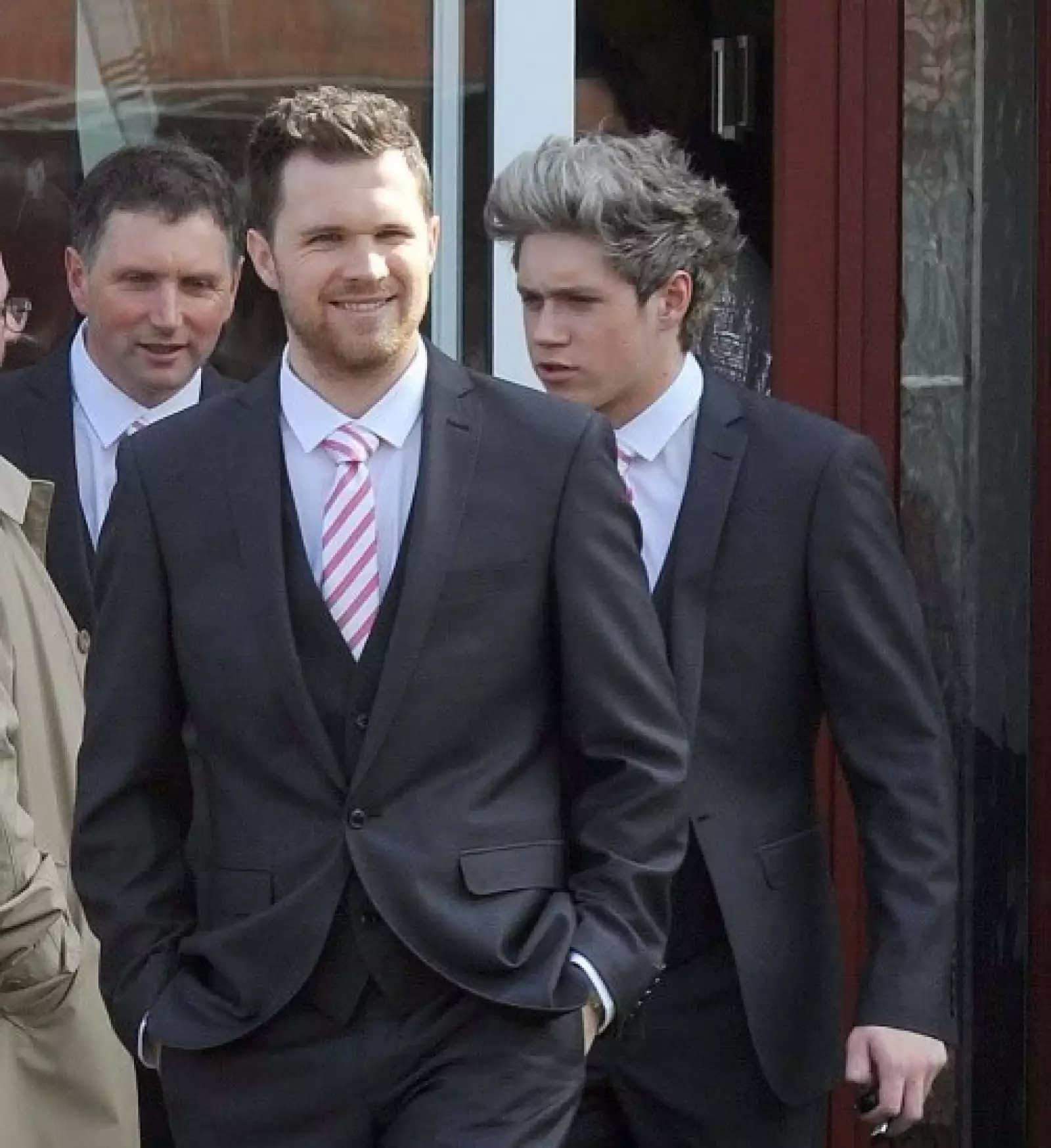 Su hermano mayor, Greg Horan se casó con Denise Kelly en la iglesia de St. Michael  en Westmeath, Irlanda.