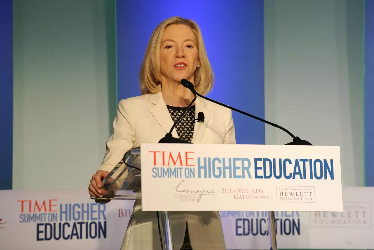 Amy Gutmann, presidenta de una universidad de élite, podría ser la primera embajadora de Estados Unidos en Alemania 