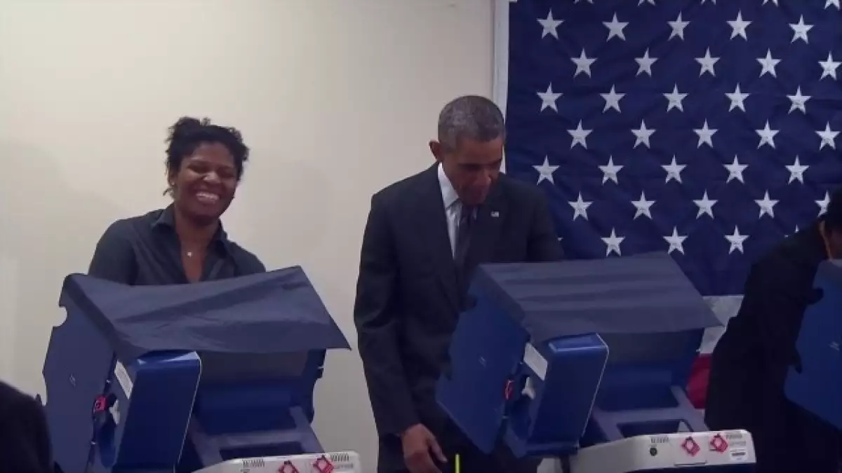 Barack Obama broma novio celoso