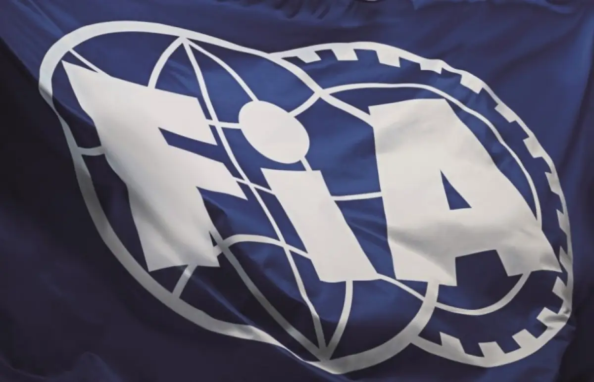 fia-rusos-bandera-neutral 