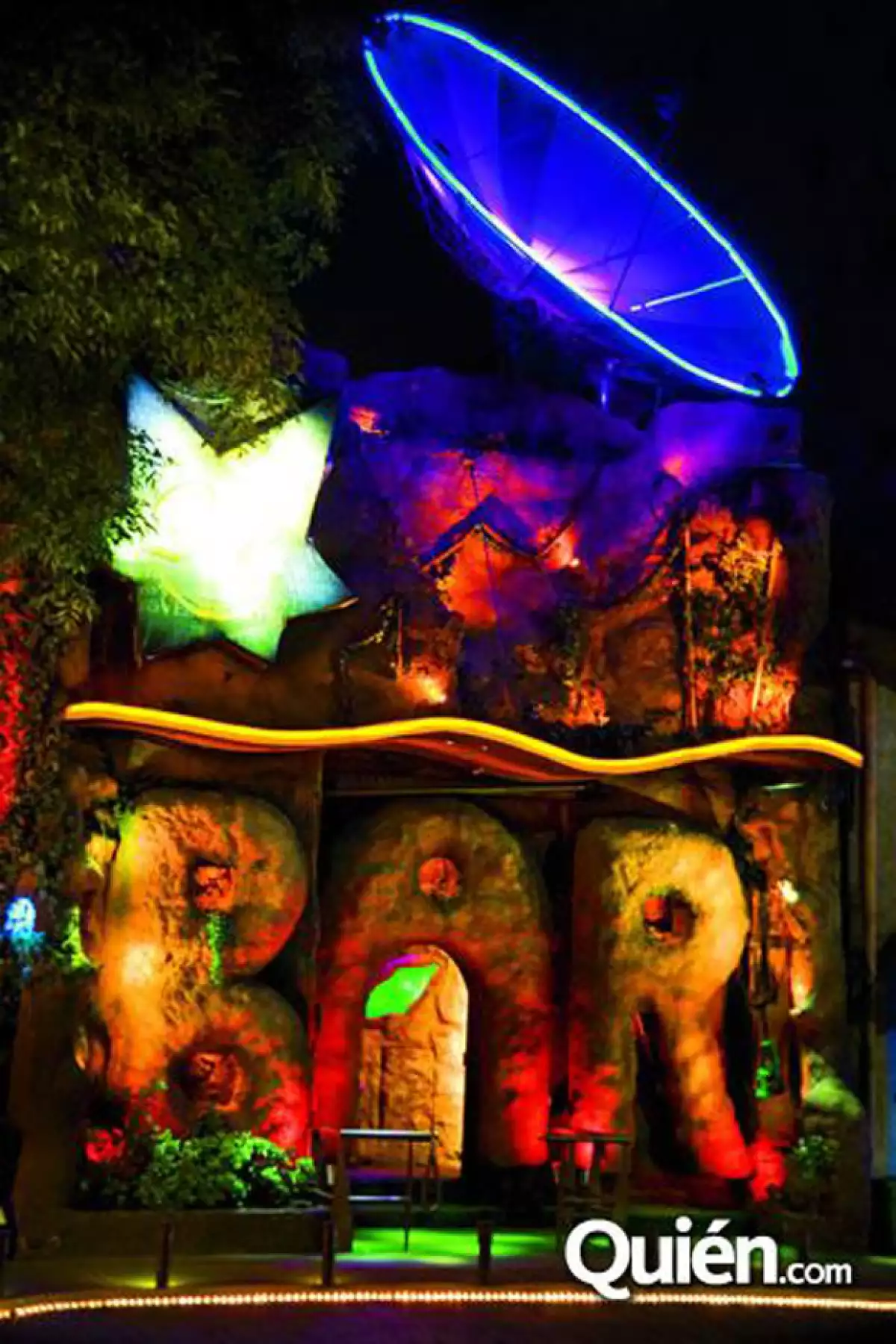 Fachada del Bar Bar.