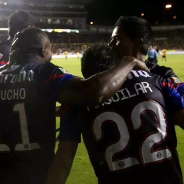 America vence a Morelia en cuartos de final