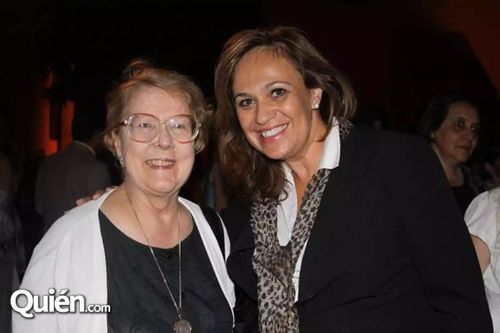 Presentación Suplemento Liz Garfias