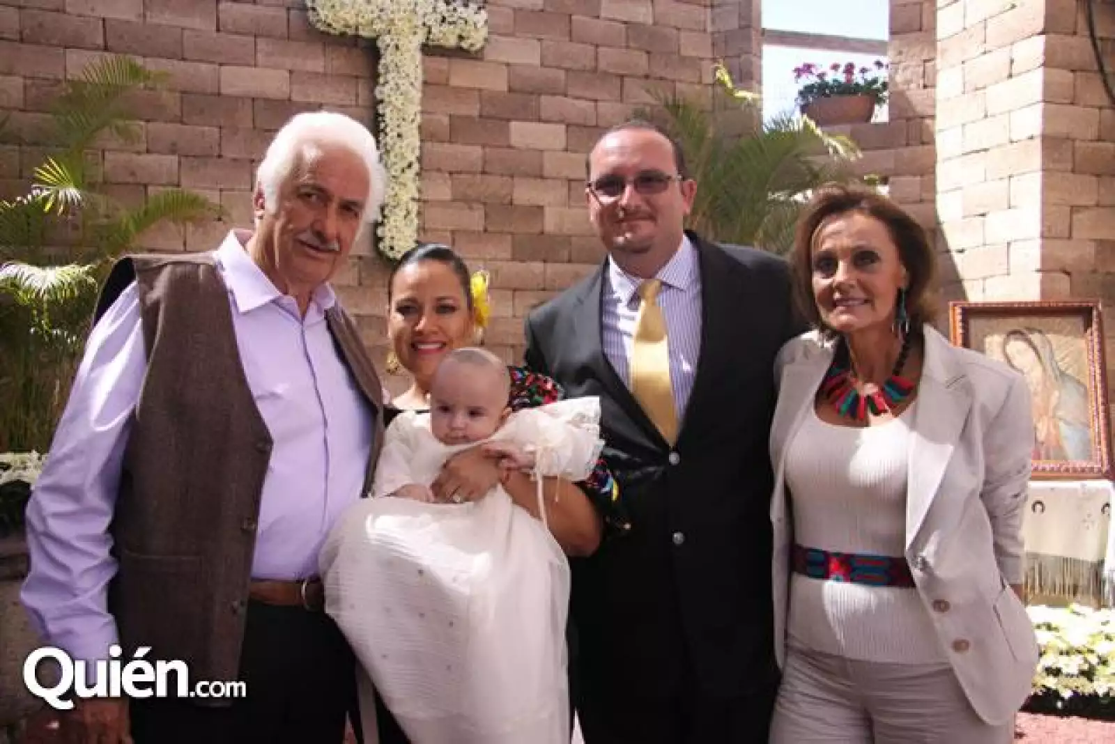 Juan Germán Torreslanda,Wendolin Almaraz,Juan Emilio Torreslanda,Juan Emilio Torreslanda,Lola Urquiza