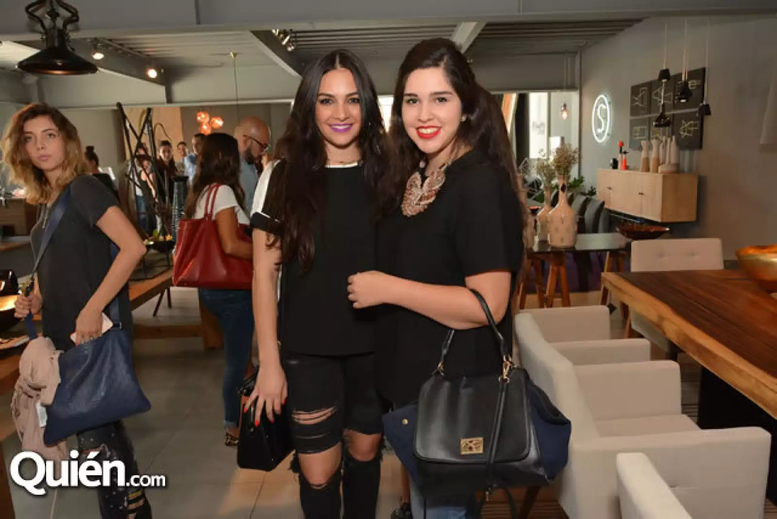 Mariana Vera,Ale Alarcón