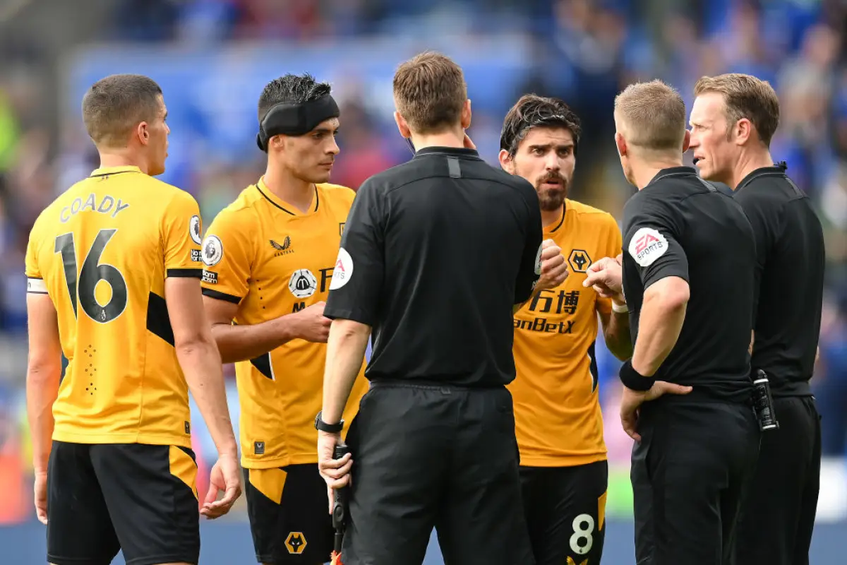 Leicester City v Wolverhampton Wanderers - Premier League