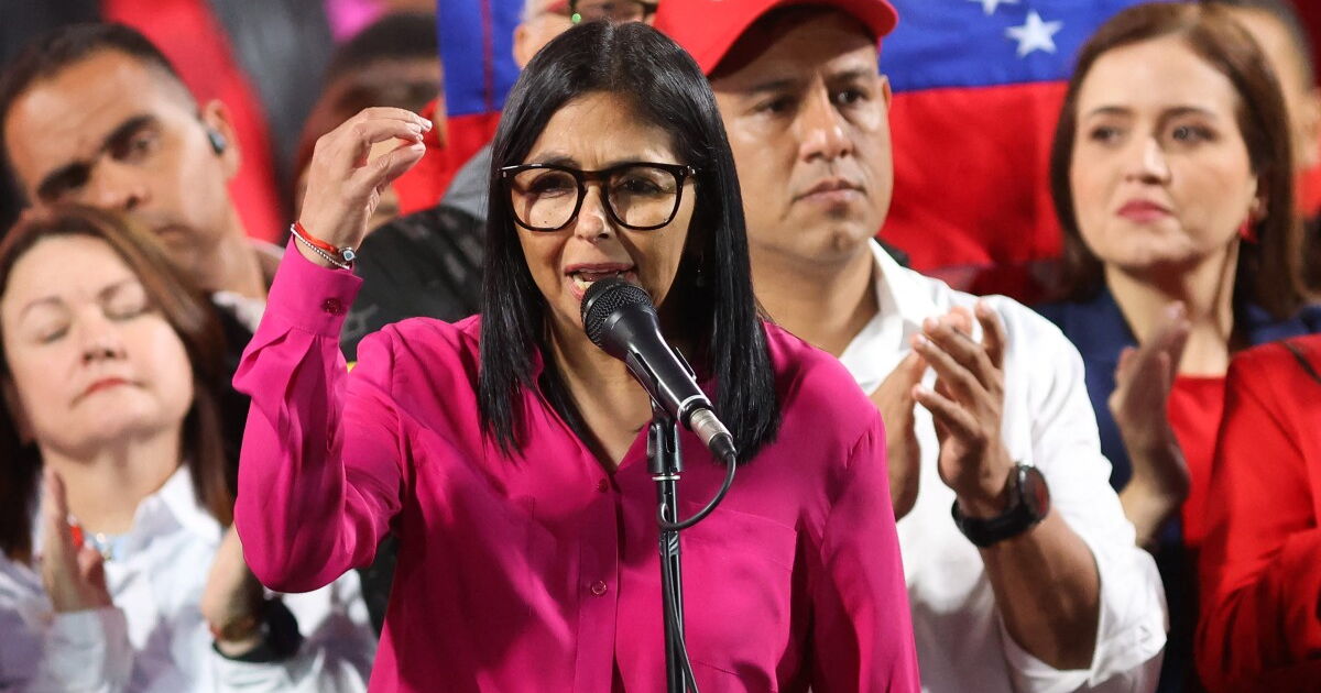 Venezuela hükümeti ve muhalefet demokrasiyi güçlendirmek için bir plan başlatacak