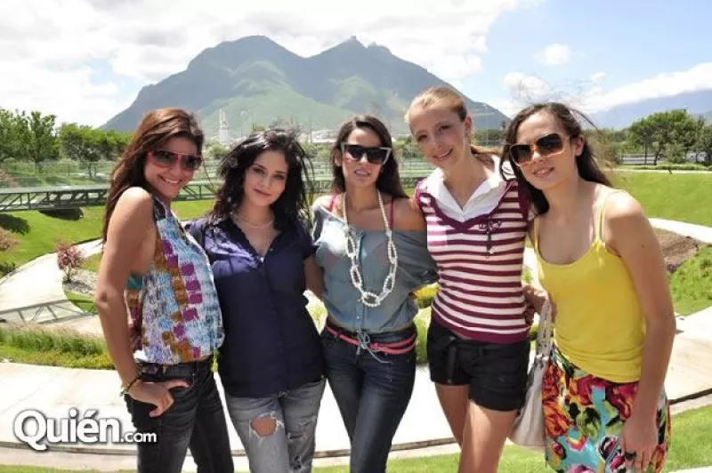 Karla, Susy, Katia y Romi estudiantes de Diseño de Imagen de la Universidad Valle Continental hicieron recorrido junto con Quién.com en donde nos mostraron el Parque Fundidora, en Monterrey.