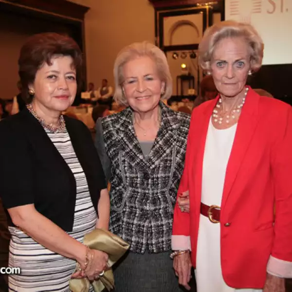 Rita de López,Cristina Beltran,Reina Pazanan