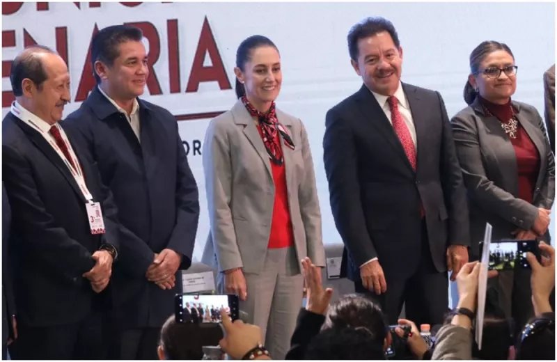 Sheinbaum con diputados