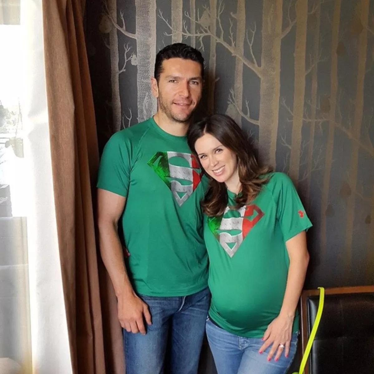 El esposo de Jacky Bracamontes no evitÃ³ expresar su gran admiraciÃ³n al portero. AquÃ­, la imagen que compartiÃ³ el dÃ­a del encuentro de MÃ©xico vs Camerun.