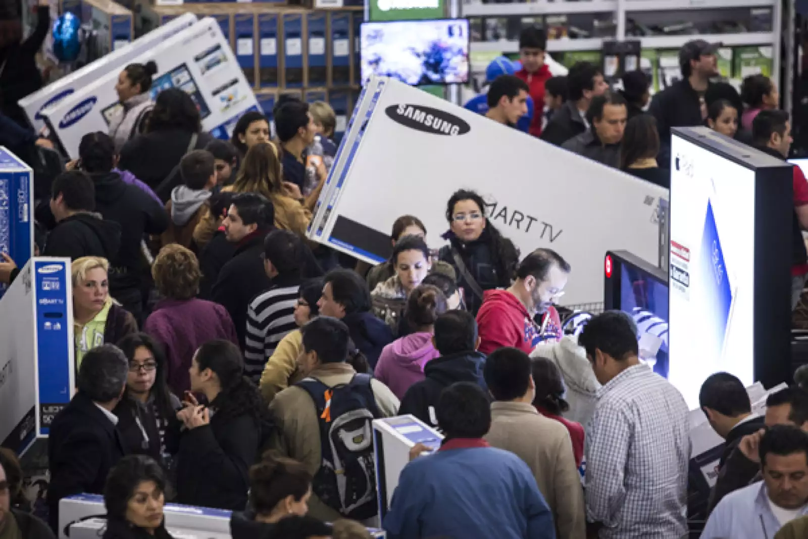 The Competitive Intelligence Unit recomienda comprar televisores digitales, ante el ‘apagón analógico’ que se realiza en el país.