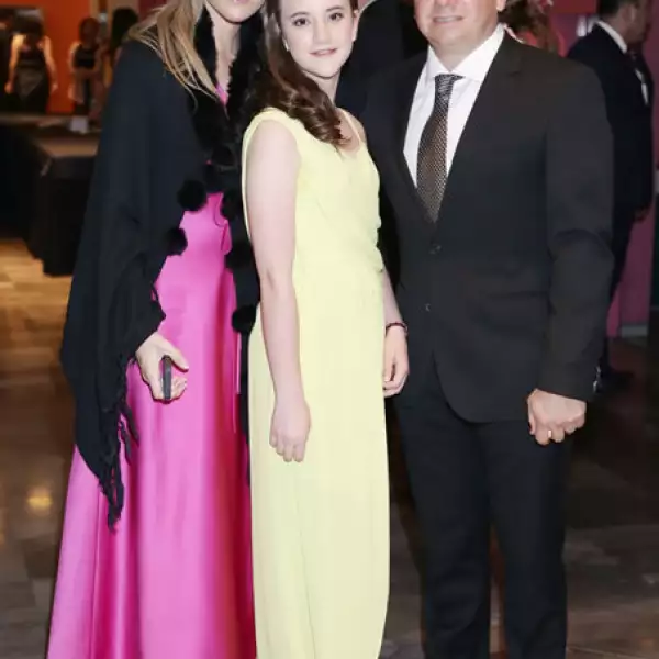 Cristina García,Malena Fernández,Mauricio Leiva