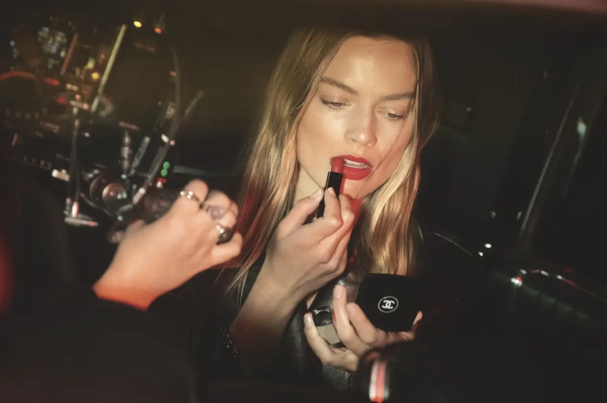 MARGOT ROBBIE