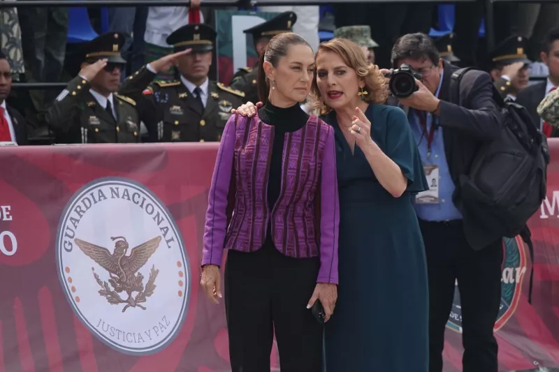 AMLO Pase de revista