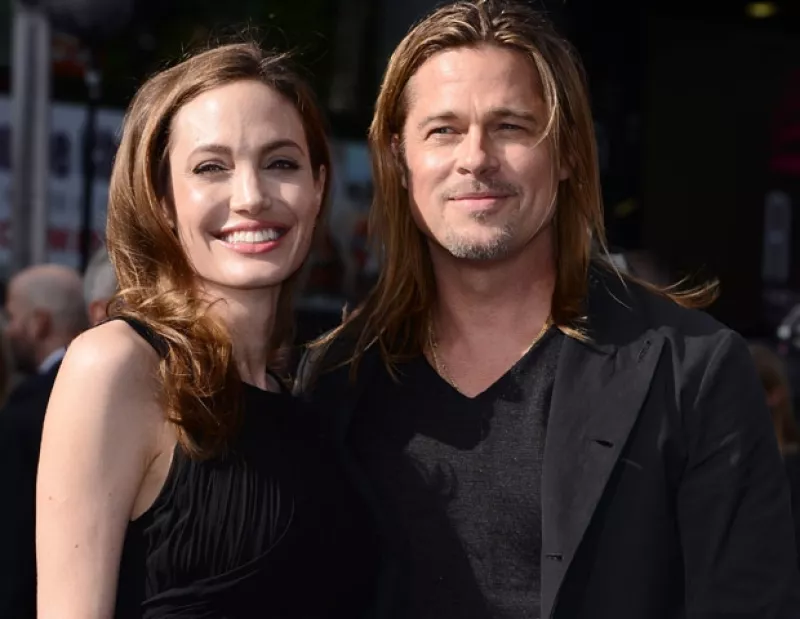 Luego de promocionar la película "Guerra Mundial Z" en París, la pareja hizo espacio en su agenda para festejar a la actriz con una íntima cena en el prestigioso restaurante Il Vino.