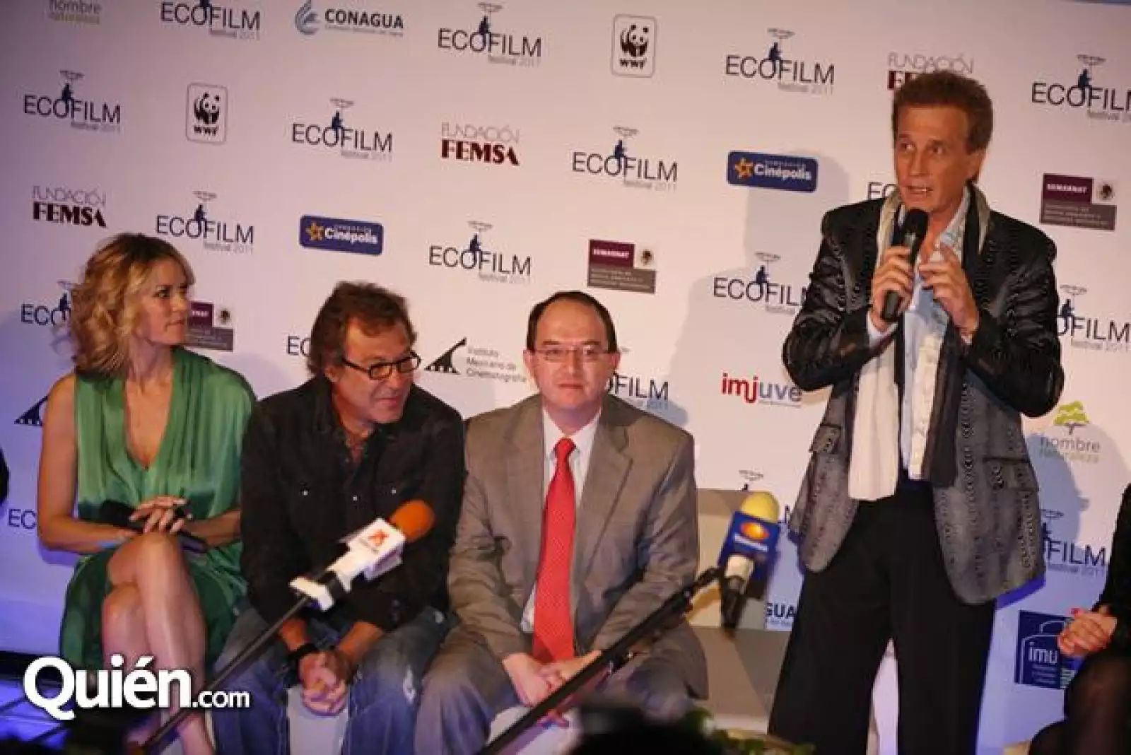 Rebecca de Alba,Simón Bross,Vidal Garza,Emmanuel