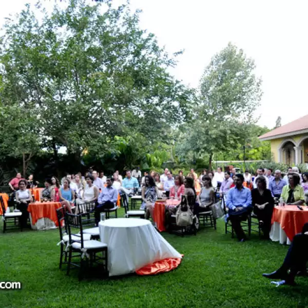 Ugo Ruiz en Casa de Ale Hinojosa y Sergio Gutiérrez