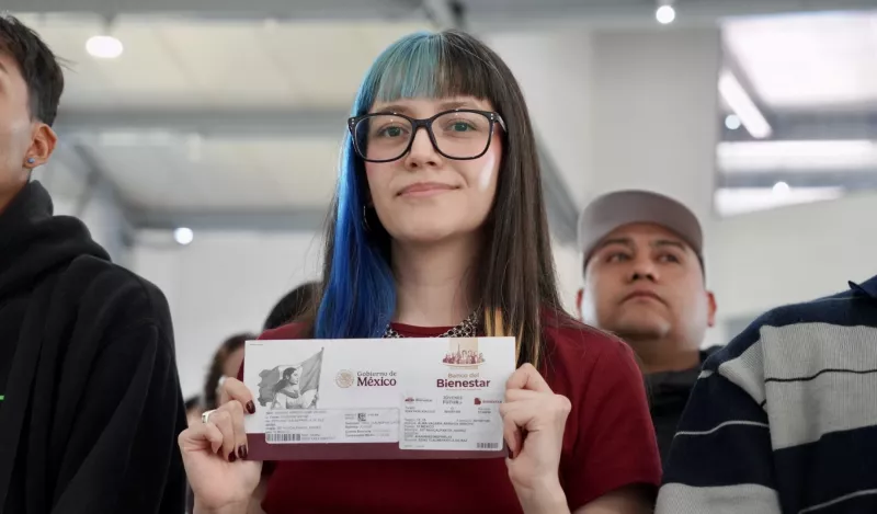 jovenes-construyendo-el-futuro.jpg