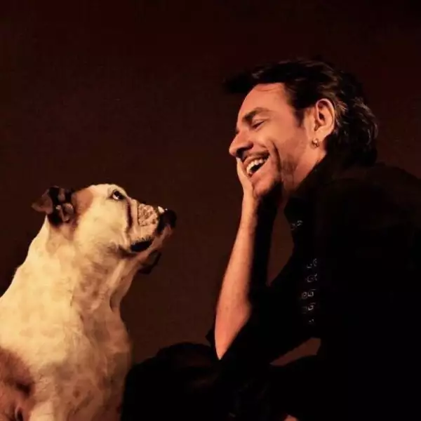 Eugenio Derbez y Fiona.