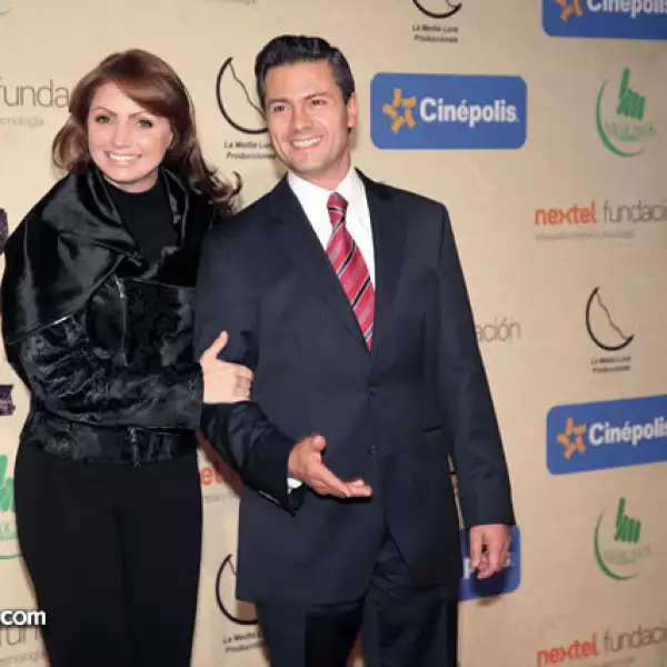 Angélica Rivera y su esposo Enrique Peña Nieto también asistieron a ver el filme que expone las carencias del sistema educativo.