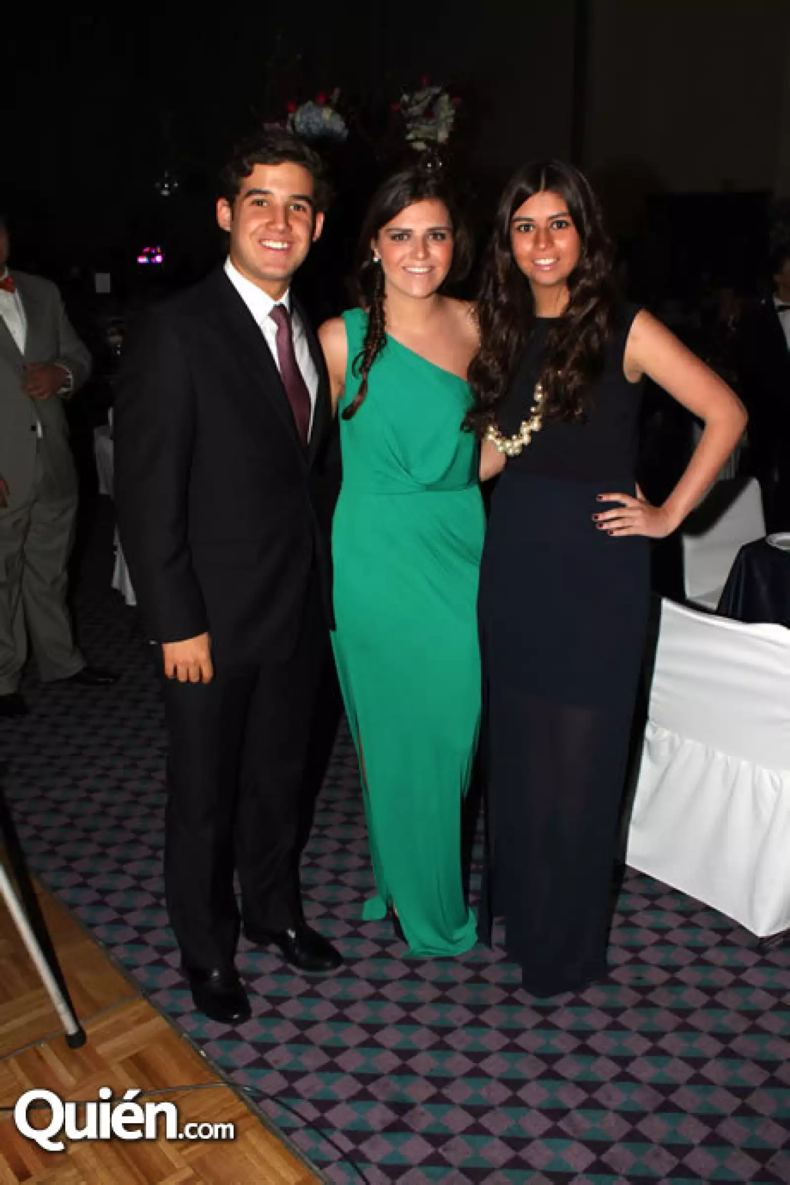 Polo Leyva,Paulina Kohn y María José Trueba