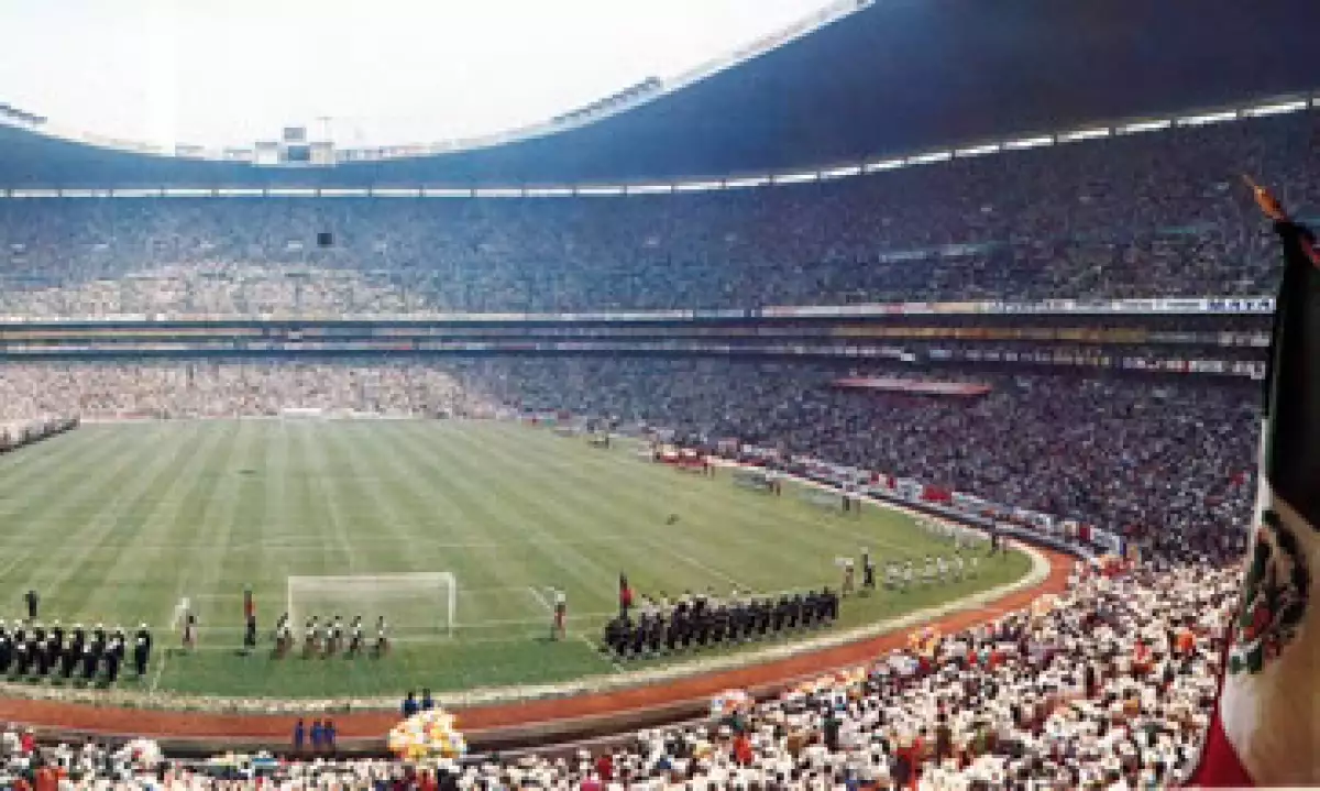 El Estadio Azteca de la Ciudad de México durante la final del Mundial de 1970. (Foto: Twitter/@EstadioAzteca)