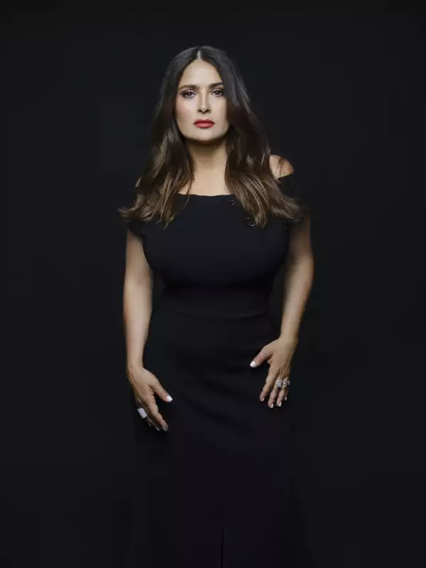 Salma Hayek ama apoyar a los mexicanos
