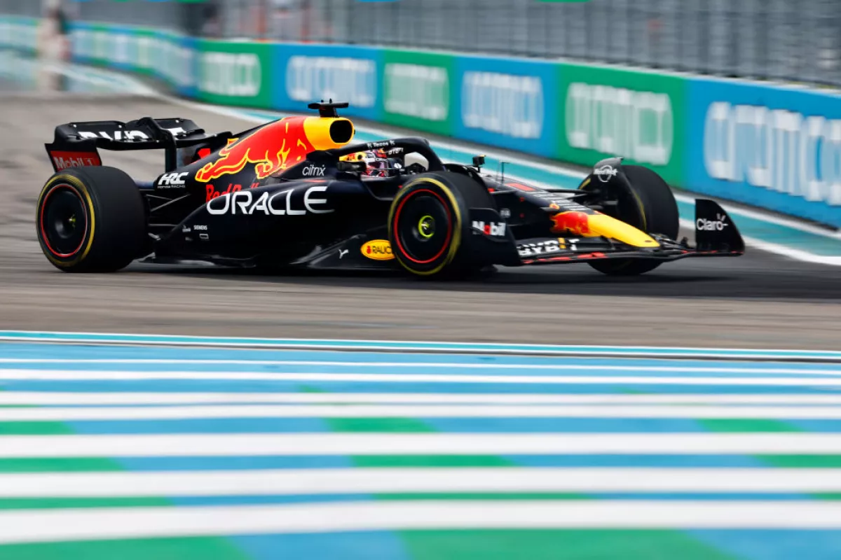 F1: Anuncian mejoras en el RB18 de Verstappen y "Checo"
