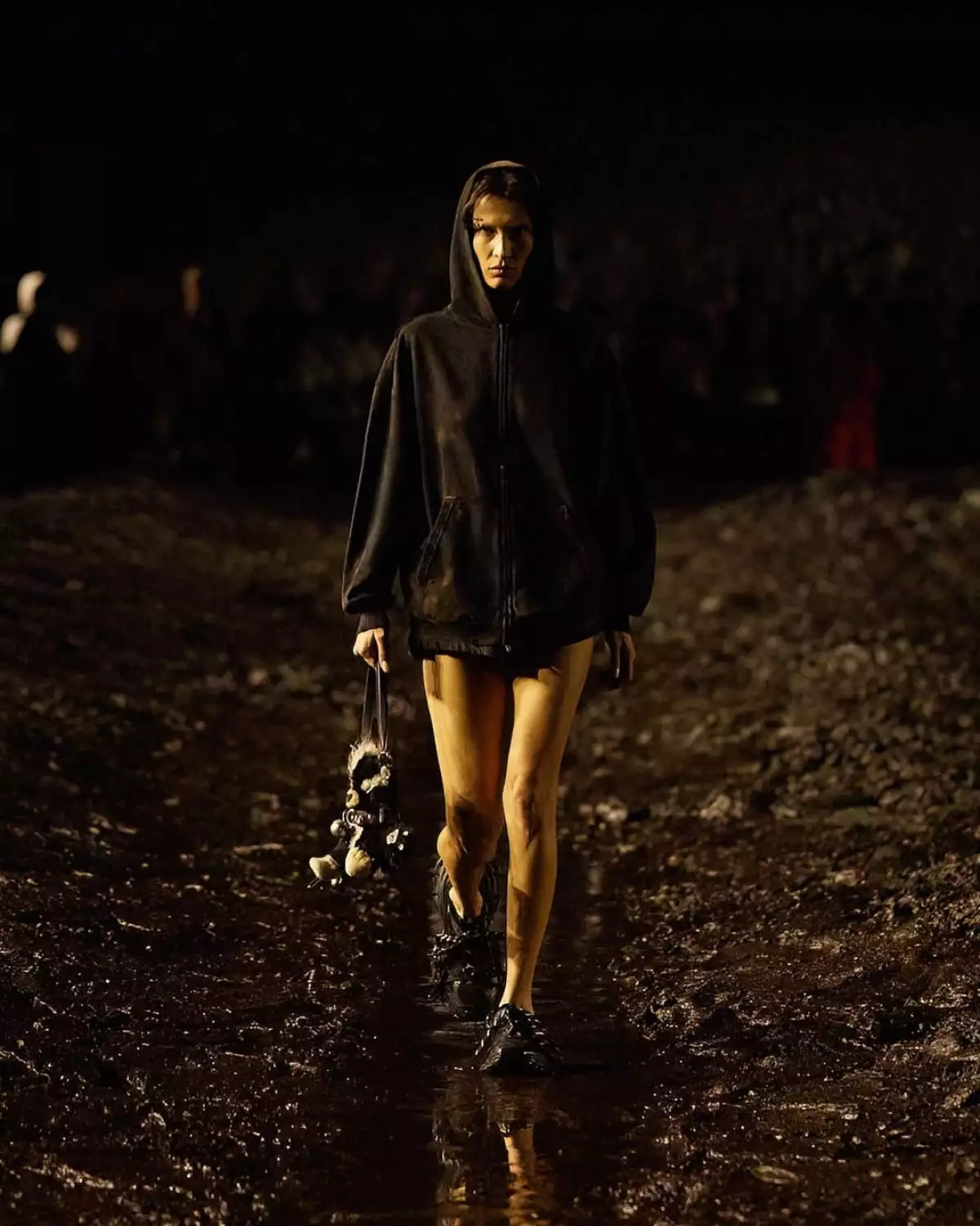 bella-hadid-semana-de-la-moda-de-paris-balenciaga.jpg