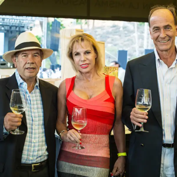 Hans Backhoff,Debbie y Charles Beard