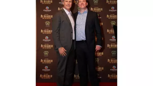 El actor estadounidense se encuentra de visita en el país para promocionar su nueva película “Al diablo con las noticias”.