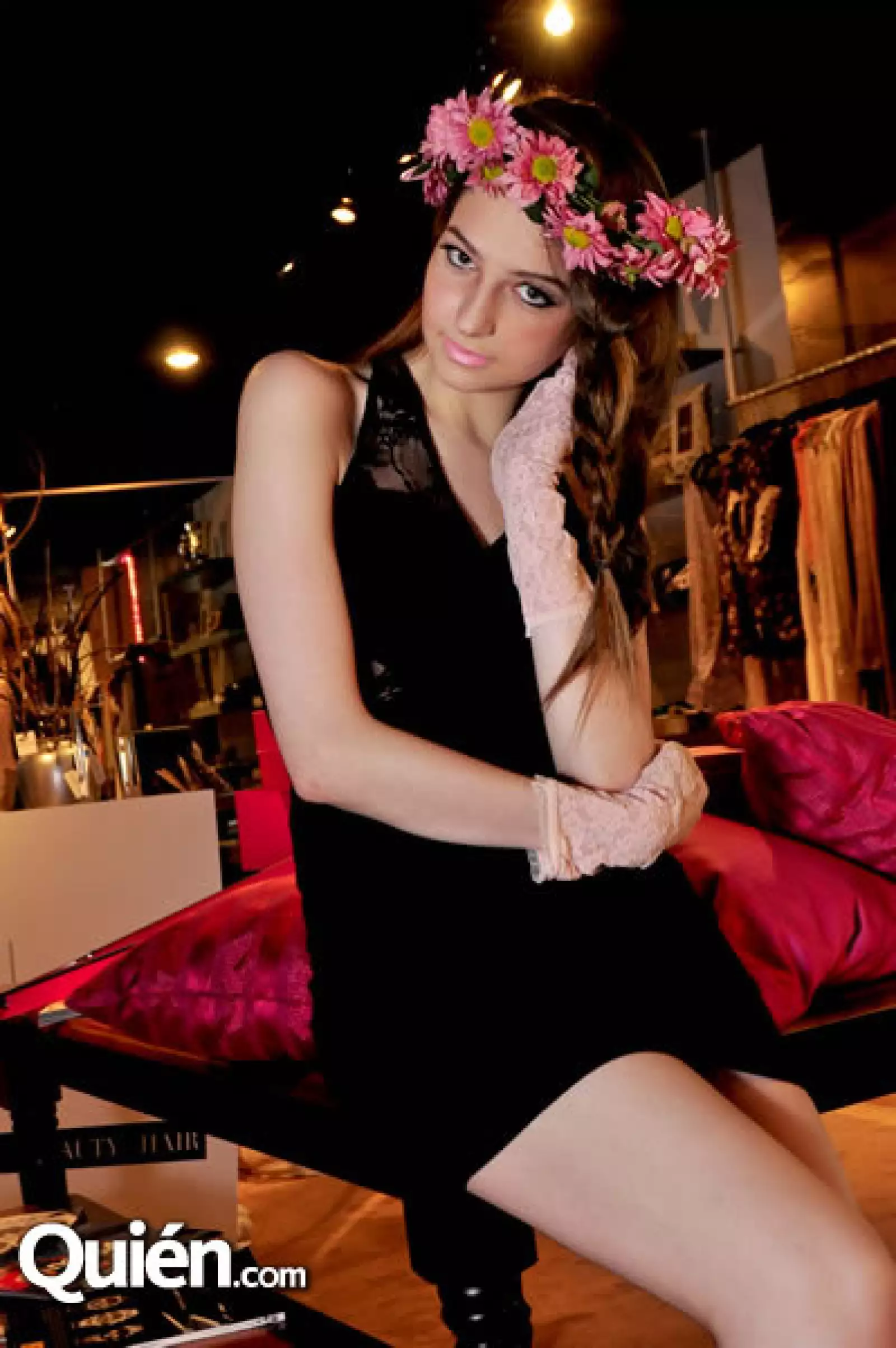 Mallory Caballero en Room 304