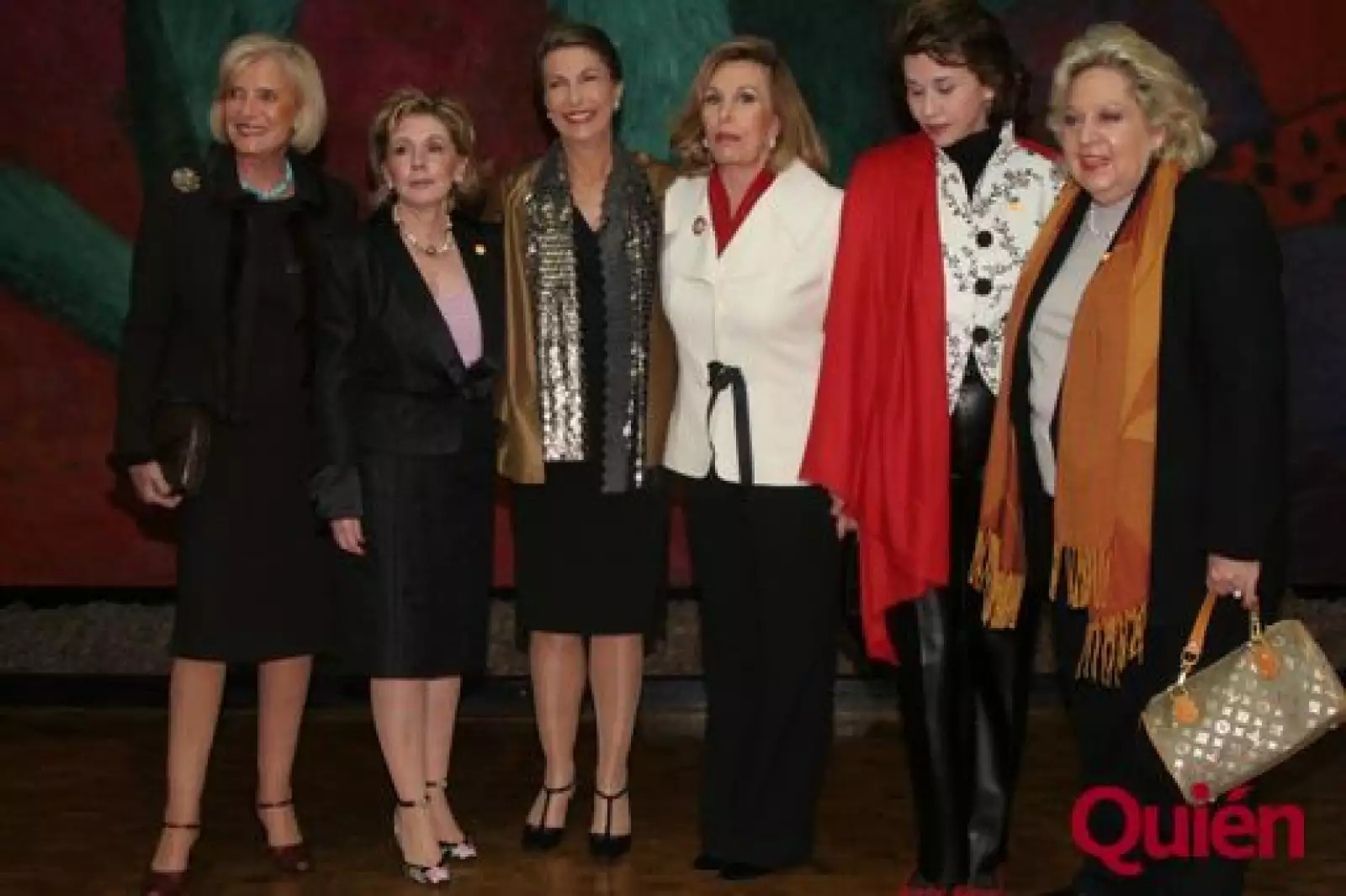 Viviana Corcuera, Doris Beckman, Marie Therese Arango, Kena Moreno, Pepita Serrano, Margarita de Adalid