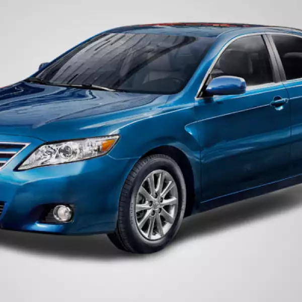 La automotriz japonesa tiene el tercer lugar con el Camry, del cual se vendieron 1,433 vehículos, una reducción de 15.7% contra los 1,711 del mismo lapso de 2010.