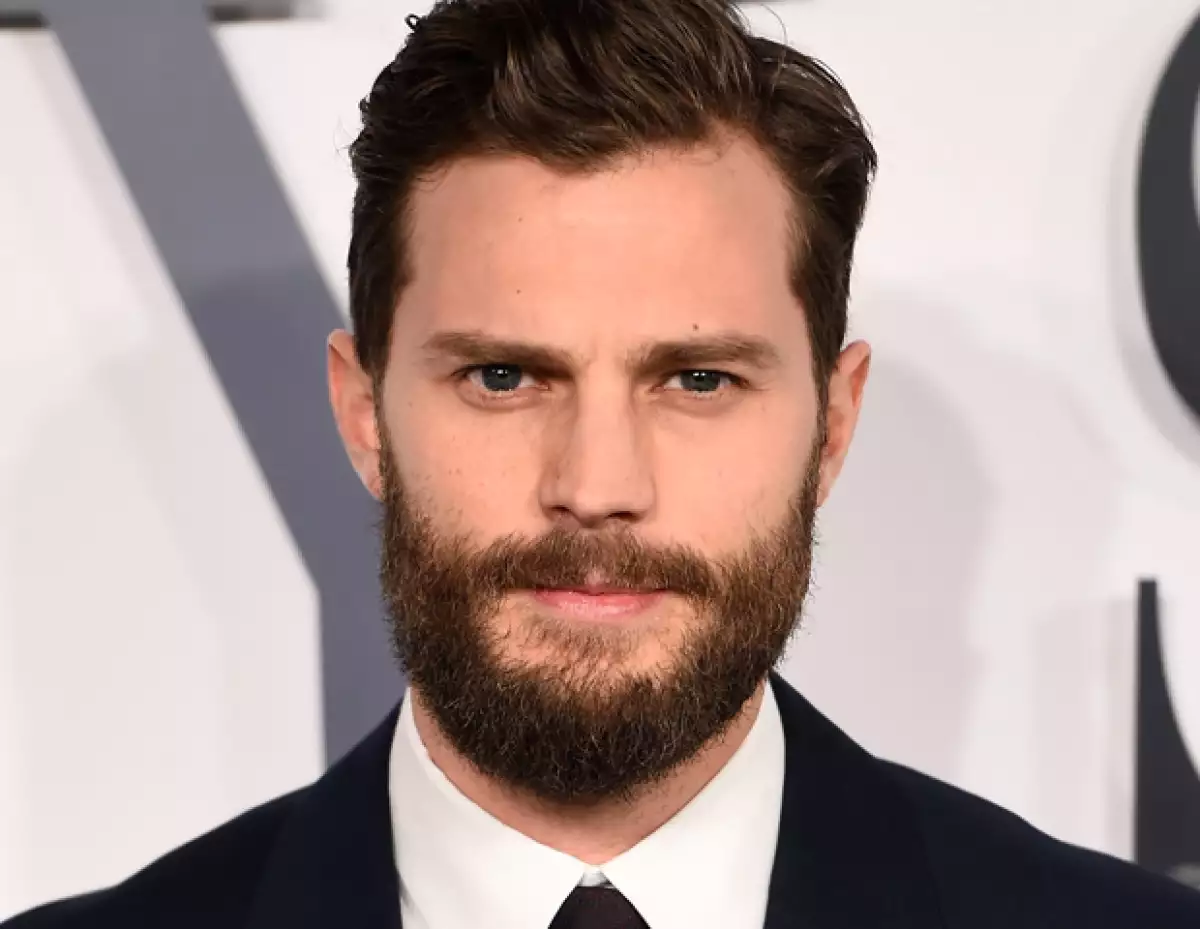 Conoces su nombre y seguro ya lo viste en la pantalla grande interprentando a Christian Grey, pero ¿qué tanto conoces de Jamie Dornan el hombre del momento?