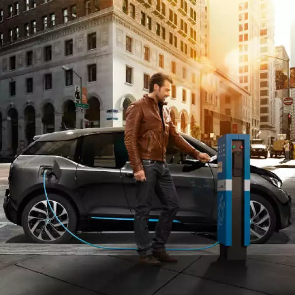 Autom�vil el�ctrico 1