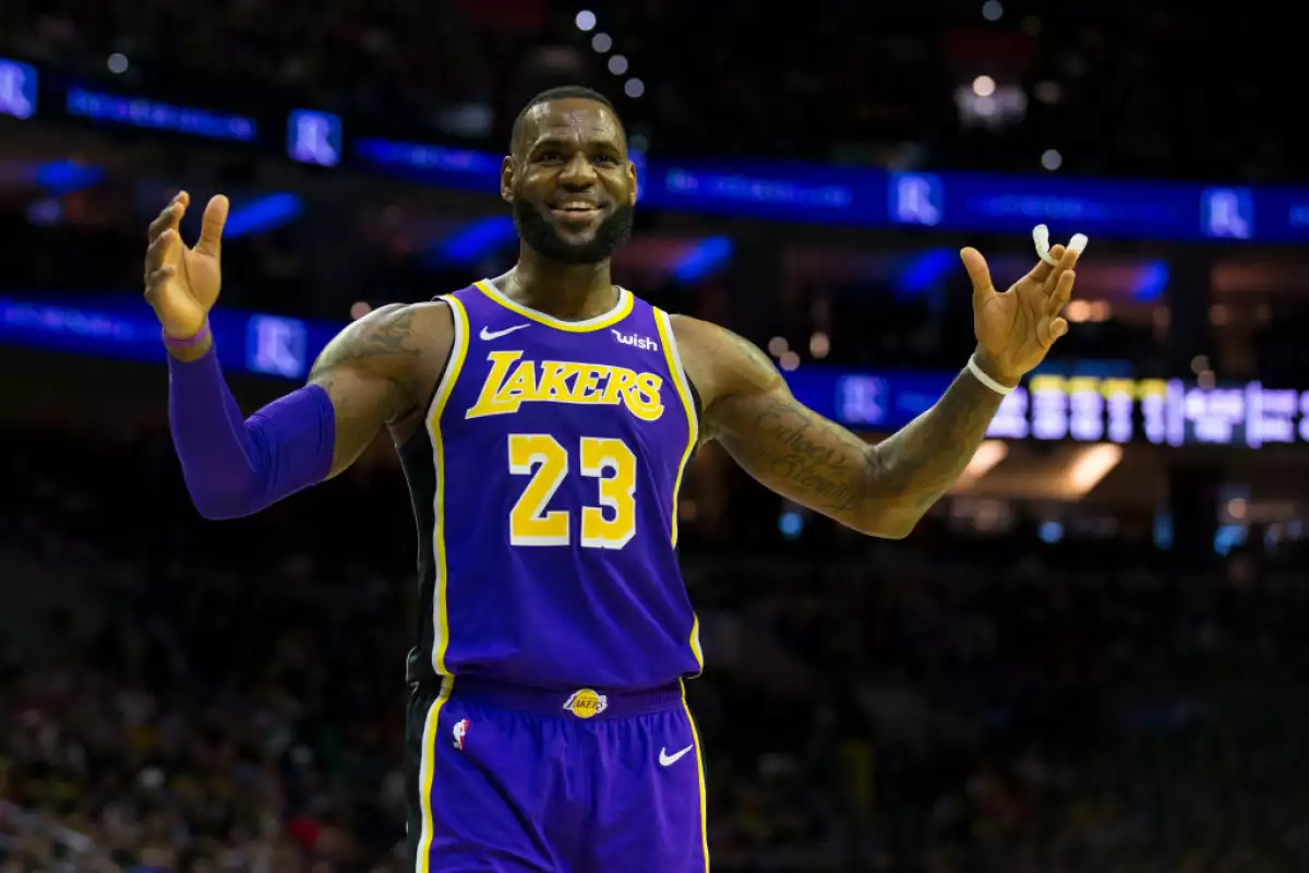 Los Angeles Lakers v Philadelphia 76ers